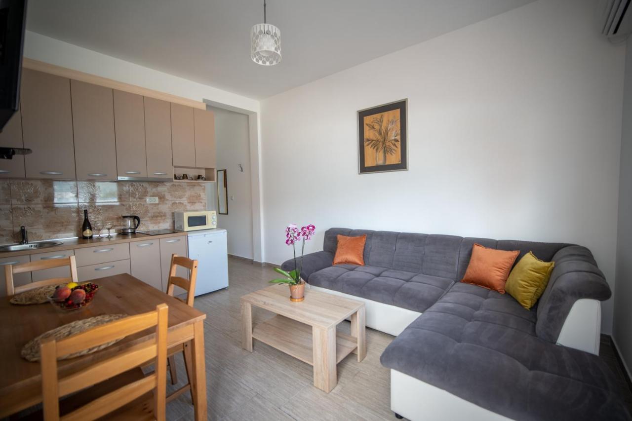 Apartmani Bonaca Tivat Zewnętrze zdjęcie