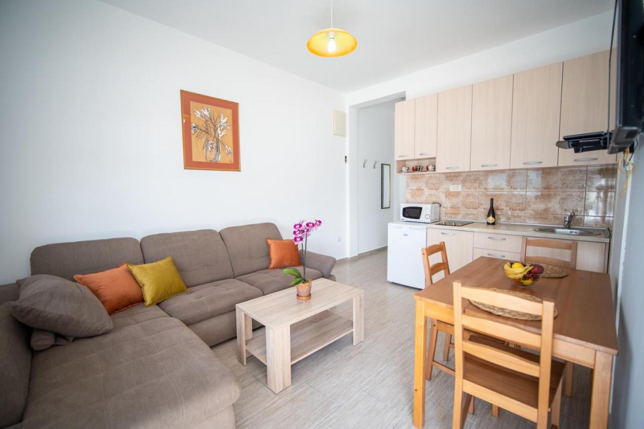 Apartmani Bonaca Tivat Zewnętrze zdjęcie